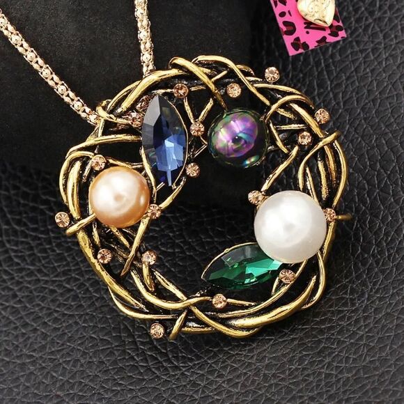 Faux Pearl Crystal Rhinestone Round Pendant Chain Necklace/Brooch NWOT - Picture 2 of 4